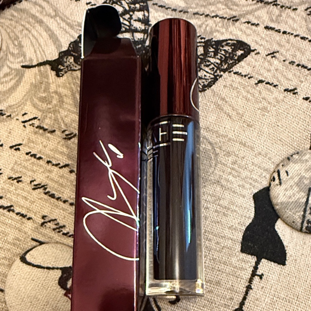 MAC Cosmetics Deep Burgundy Lip Gloss